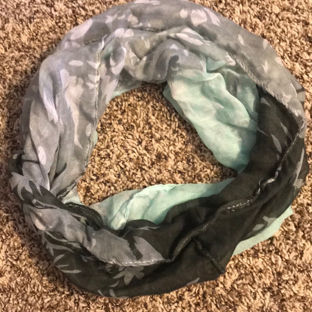 Infinity scarf - Picture 3 of 4
